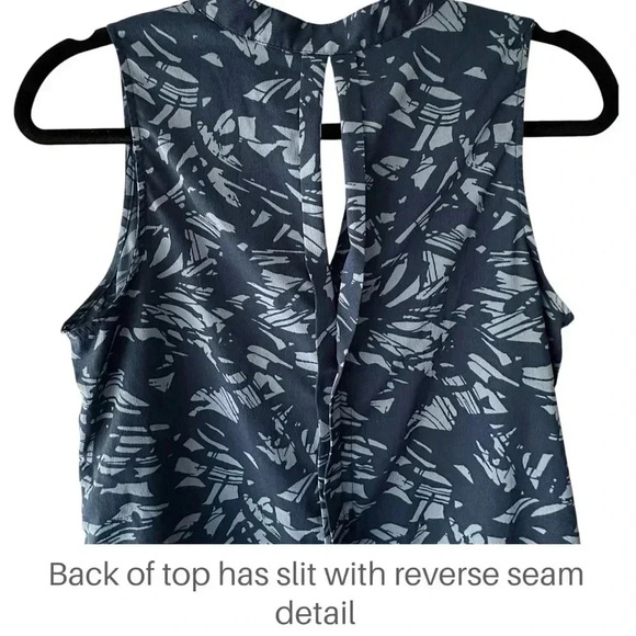 BANANA REPUBLIC NWOT SLEEVELESS SLIT FRONT TOP | SIZE: SMALL - Picture 2 of 8